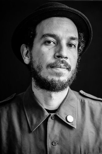 Oscar B Castillo