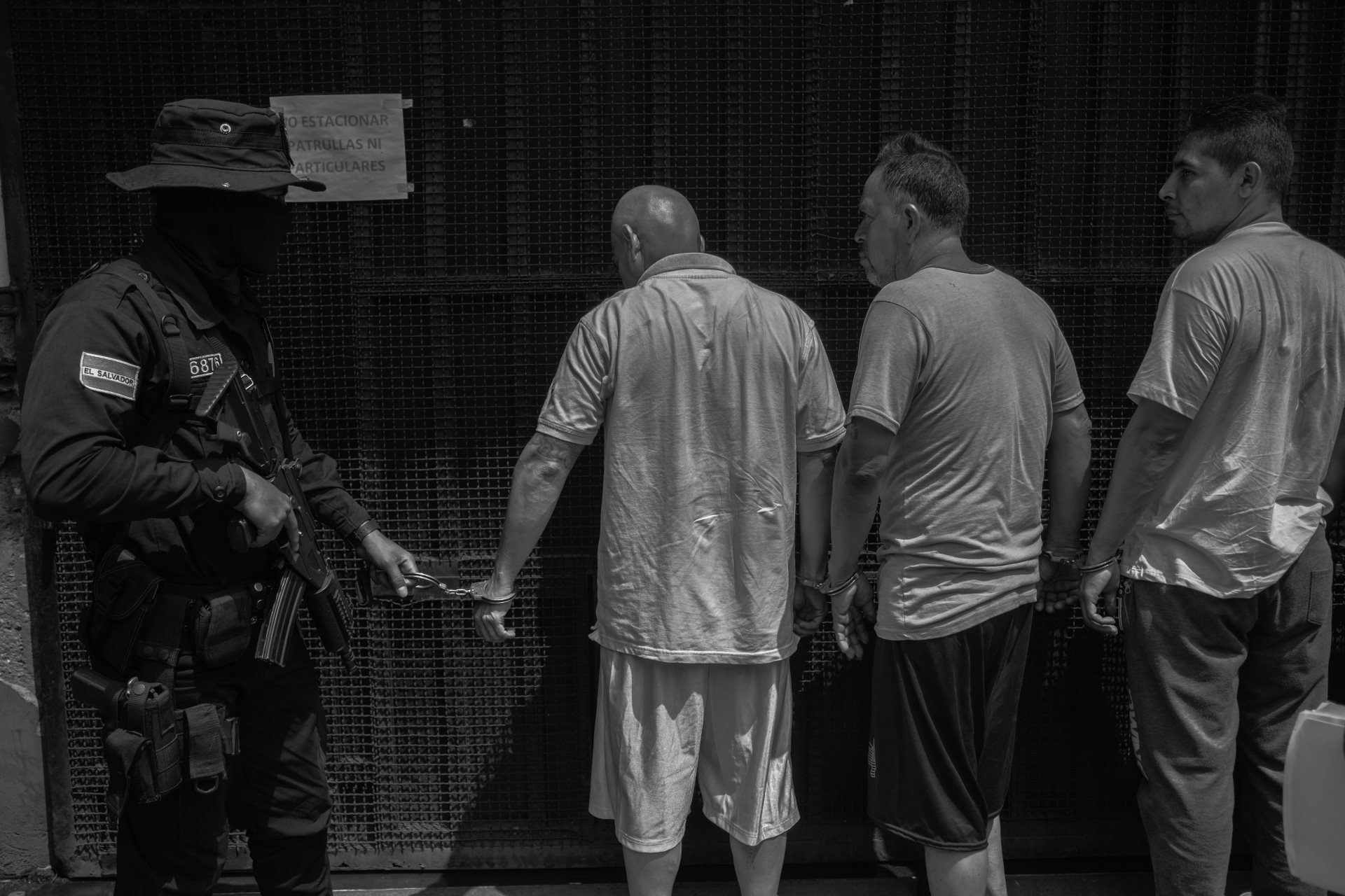In the first days of the &ldquo;state of emergency,&rdquo; people were apprehended en masse and linked together as criminal associates despite having no relationship with one another. San Salvador, El Salvador.