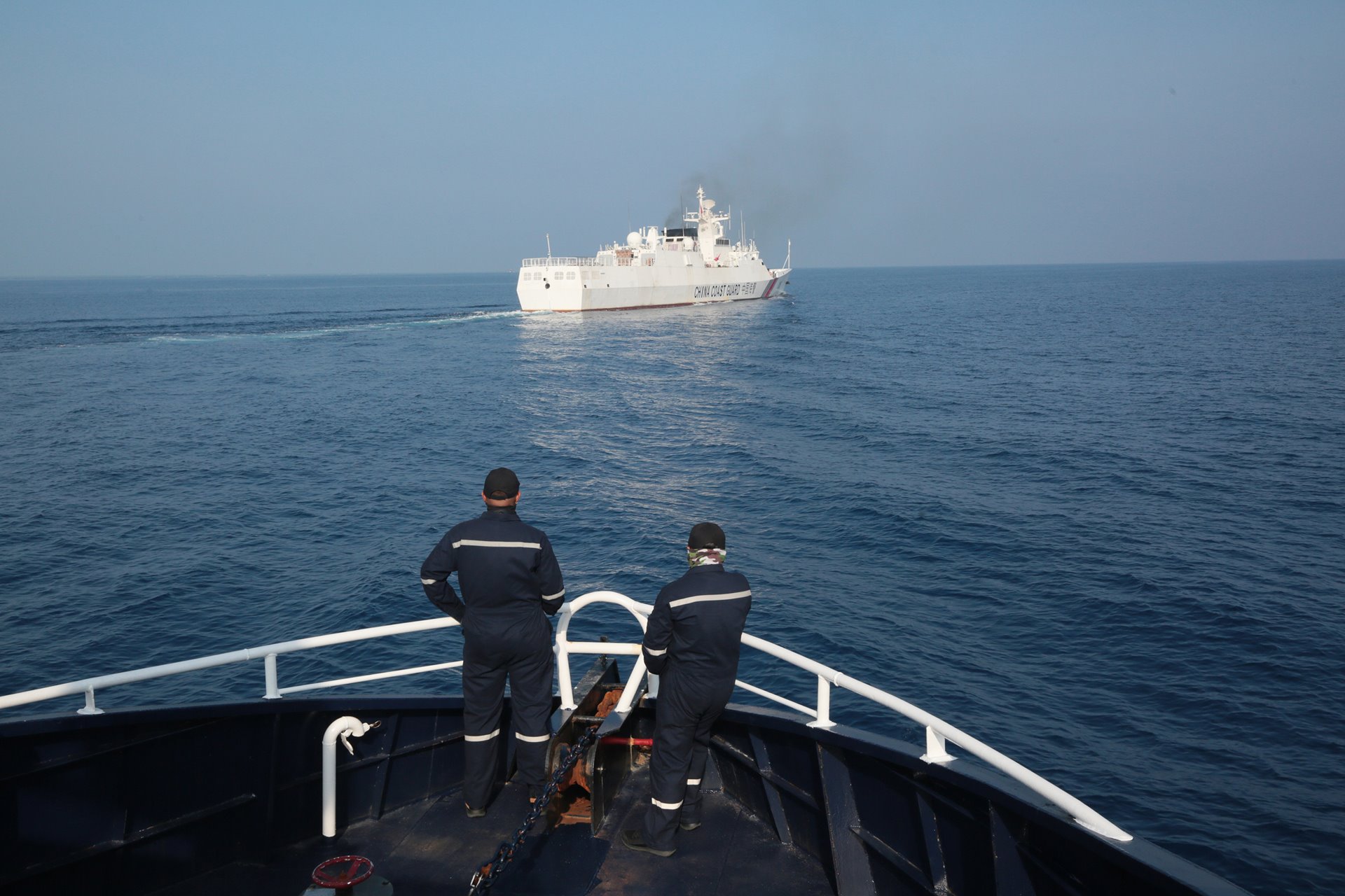 The China Coast Guard maneuvers in front of a Philippine government supply ship in an attempt to block its way to Scarborough Shoal, off Zambales province, Philippines.&nbsp;