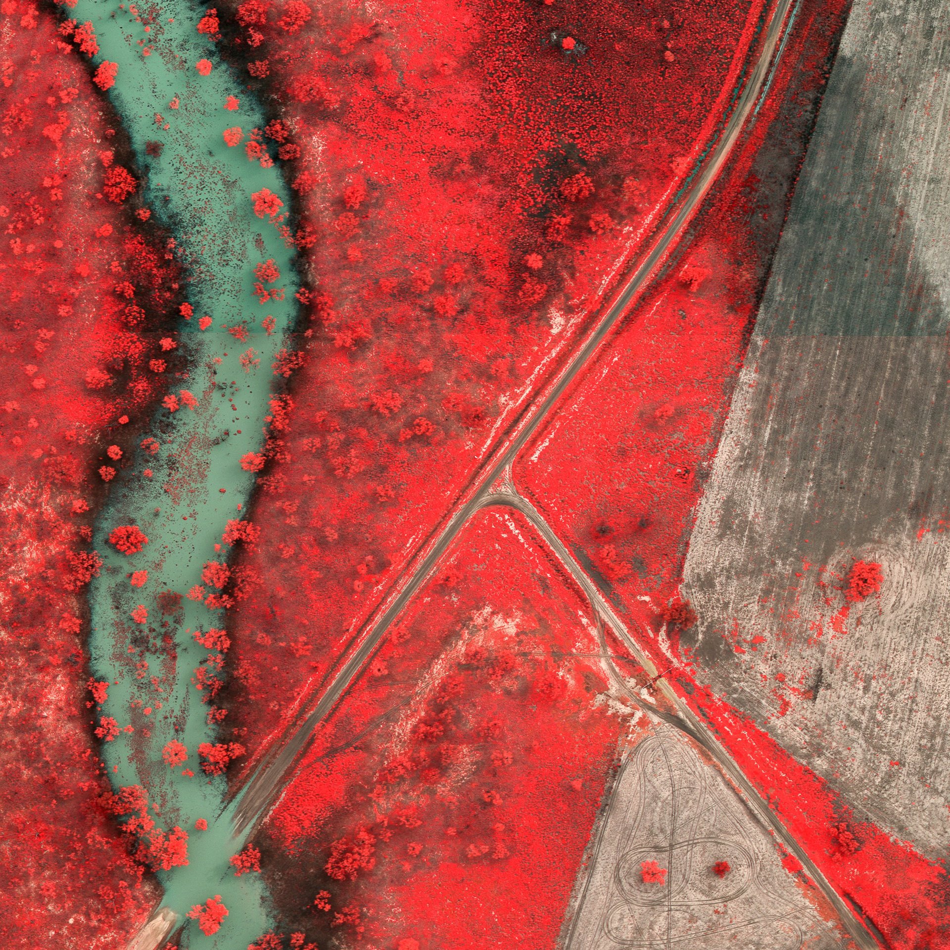 <p>Image of a junction in Mogil Mogil, New South Wales, Australia. Emergency response agencies utilize infrared aerial imagery to rapidly determine the extent of damage and can also determine safe ingress routes for response teams.</p>
