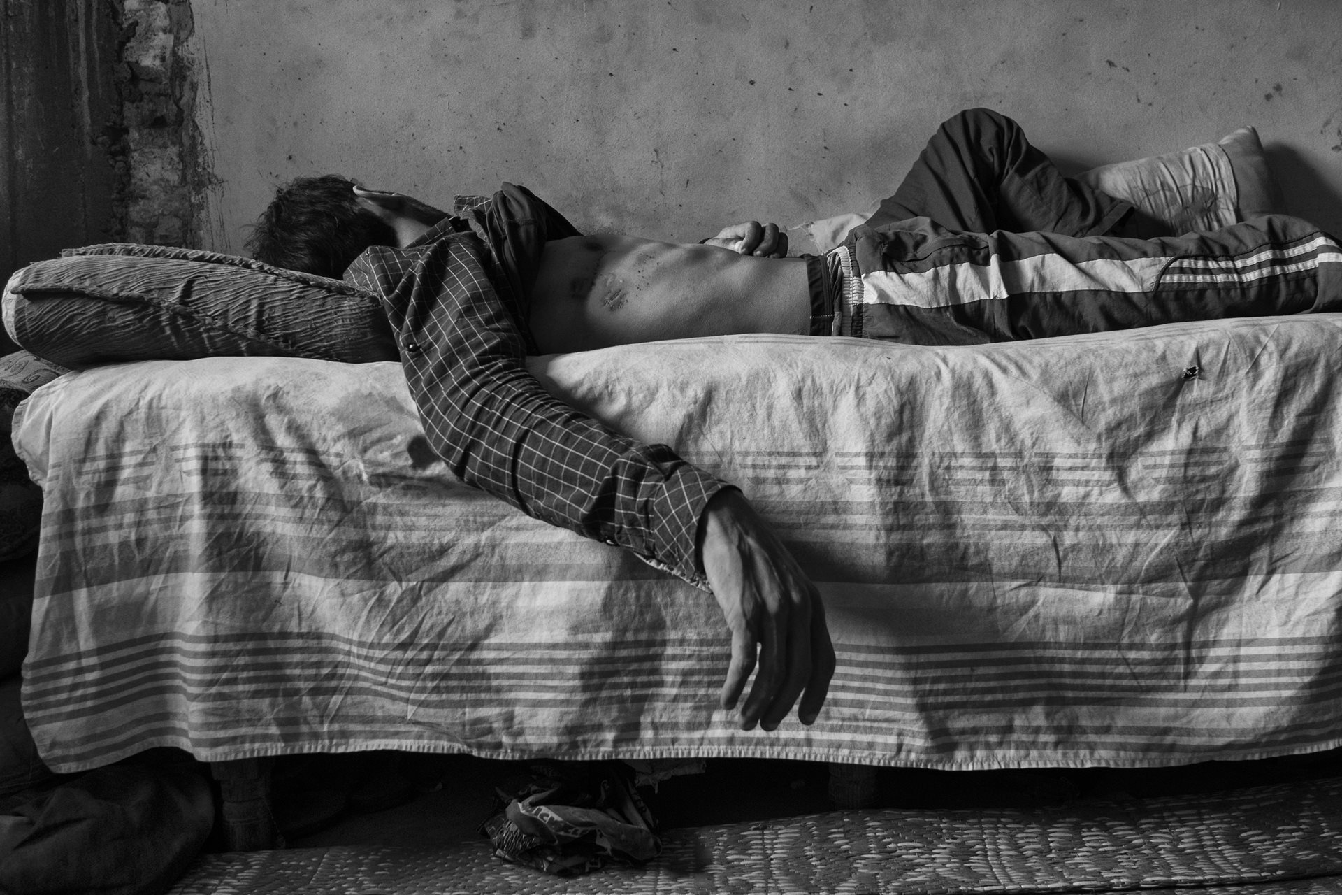 Abdelrahman (33) rests in his room in Moon Valley, Alexandria, Egypt. &ldquo;The doctor told me I might not survive six months, but here I am, just sleeping,&rdquo; he says.&nbsp;<br />
&nbsp;