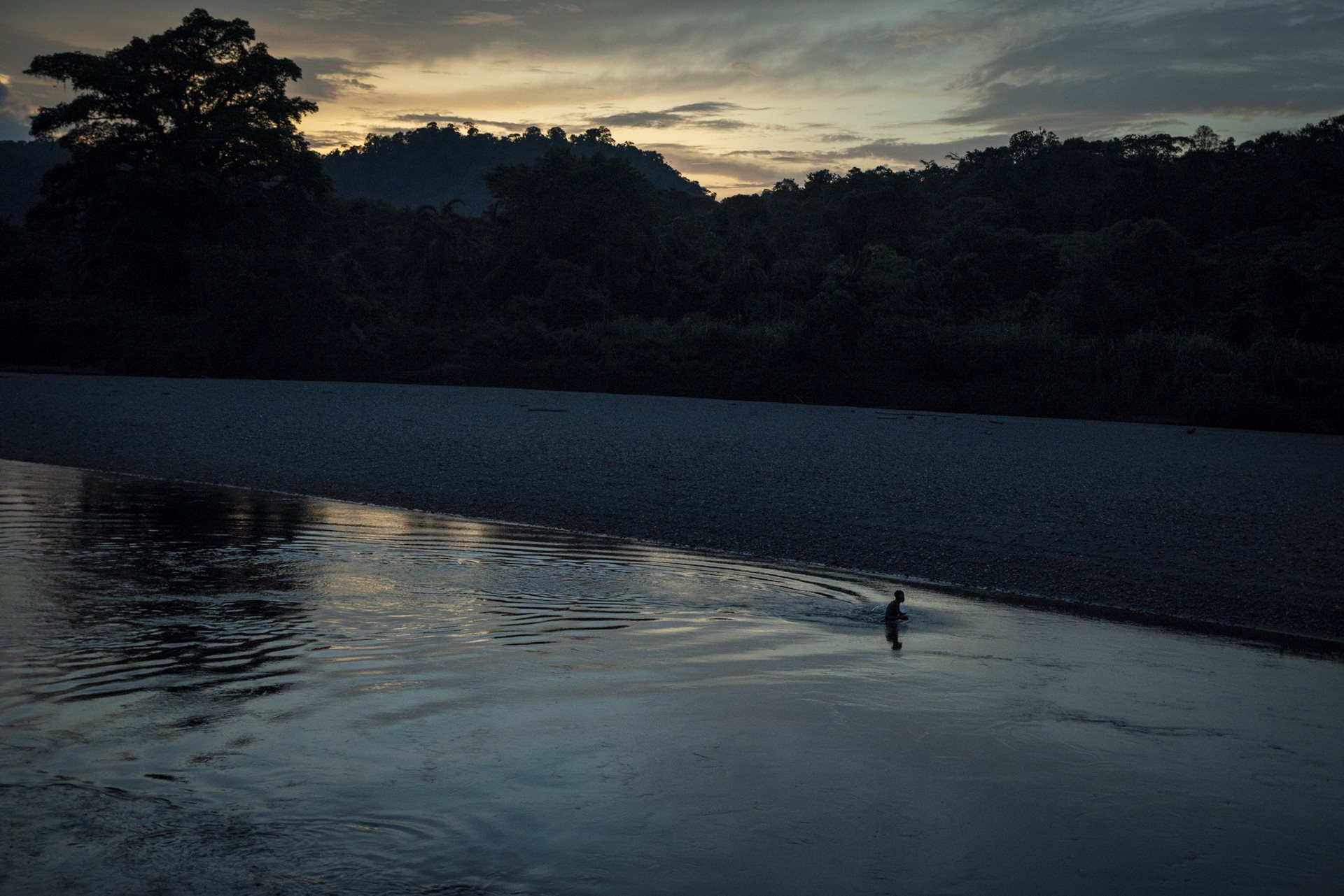Participants return to their daily lives, in Juntas, Buenaventura, Colombia. For the Yurumanguí diaspora, returning for Manacillos is a cultural and political act that reaffirms their connection to their ancestral territory.
