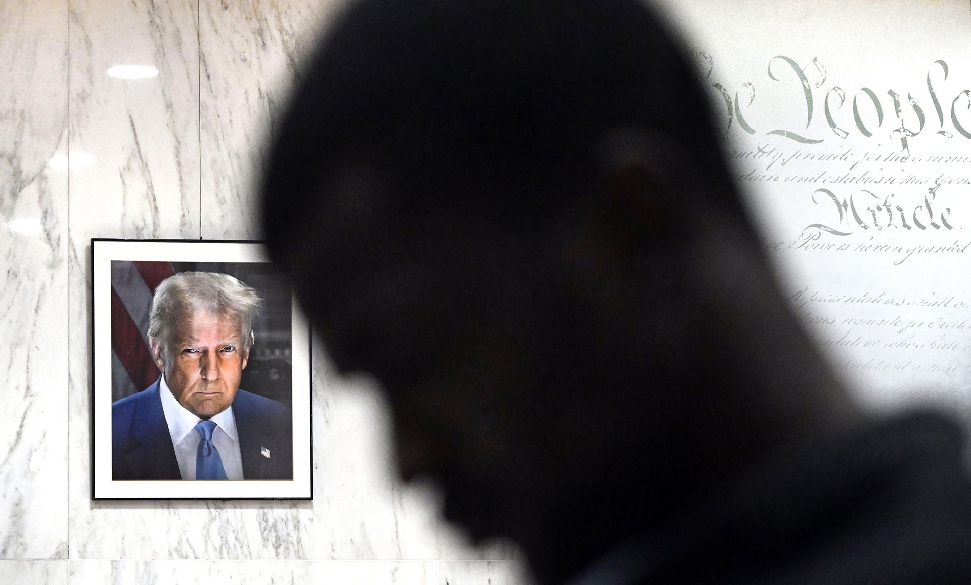 <p>Migrants line up in the lobby of the Jacob Javits Federal Building. In 2025, ICE pushed for a target of 3,000 daily arrests, heavily targeting interior locations away from the border, like schools, hospitals, and immigration courts.&nbsp;New York City, New York, United States&nbsp;</p>
<br />
&nbsp;