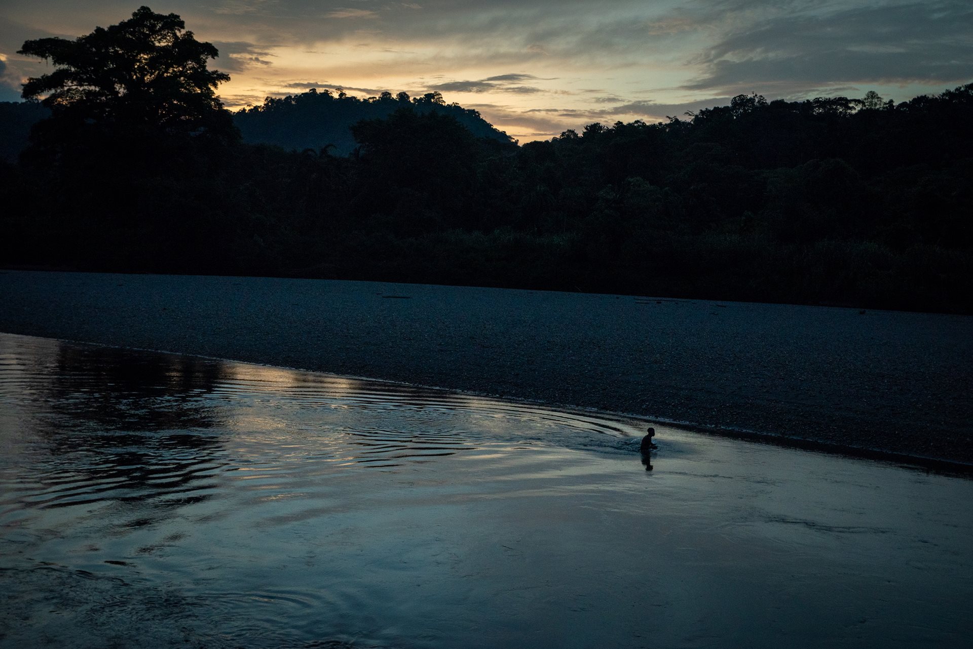 Participants return to their daily lives in Juntas, Buenaventura, Colombia. For the Yurumanguí diaspora, returning for Fiesta de los Manacillos is a cultural and political act that reaffirms their connection to their ancestral territory. Juntas, Buenaventura, Colombia.