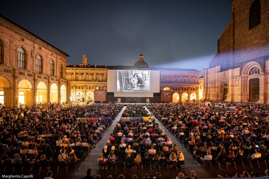 Piazza Maggiore, Bologna
