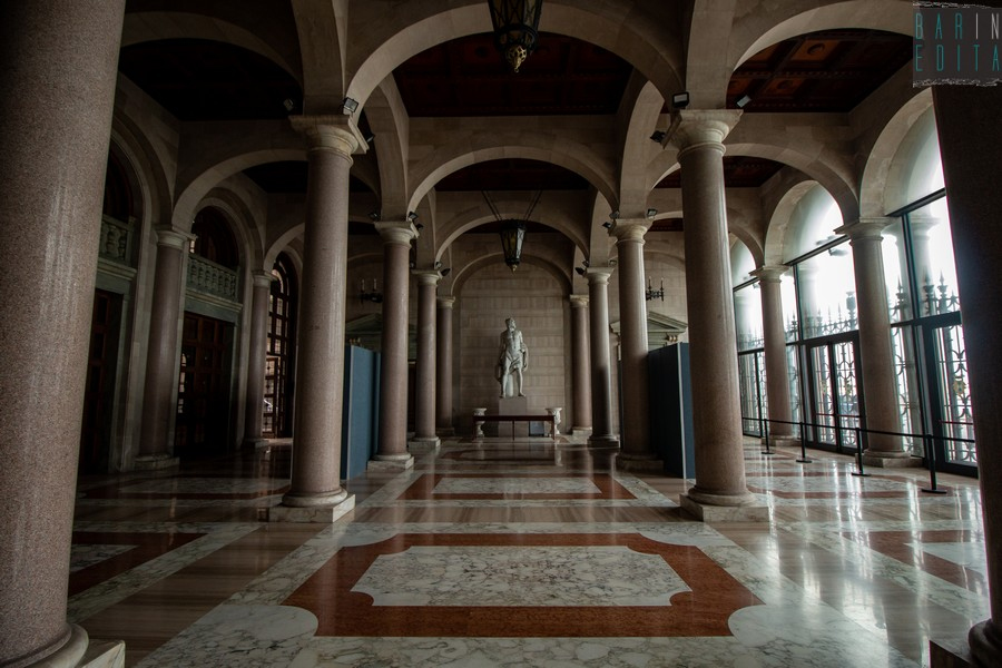 Sala del Colonnato del Palazzo della Città Metropolitana di Bari