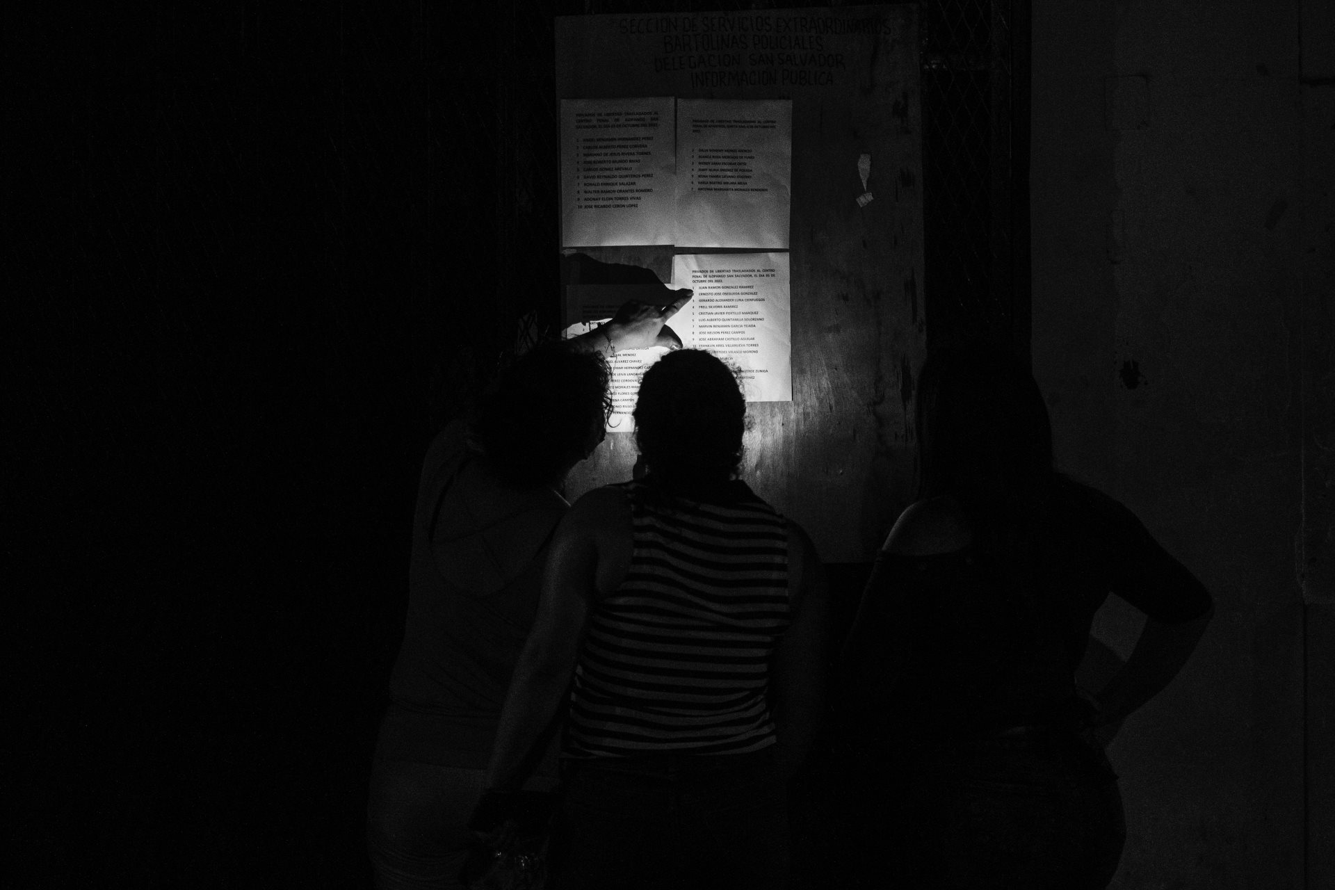Relatives of the arrested arrive at the detention center known as El Penalito, looking for their detained relative. Many who were arrested were declared missing by their family because they could not be found in the Salvadoran prison system. San Salvador, El Salvador.