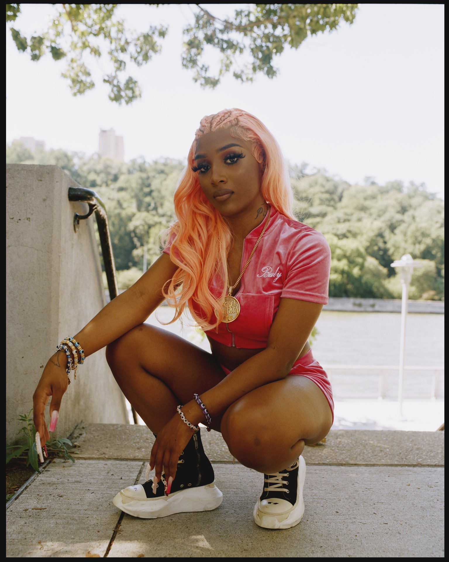 <p>Kenzo B (18) is one of the few young up-and-coming women artists in the Brooklyn drill scene. Although there have been a number of women artists, drill artists have been predominantly men. The Bronx, New York, United States.</p>
