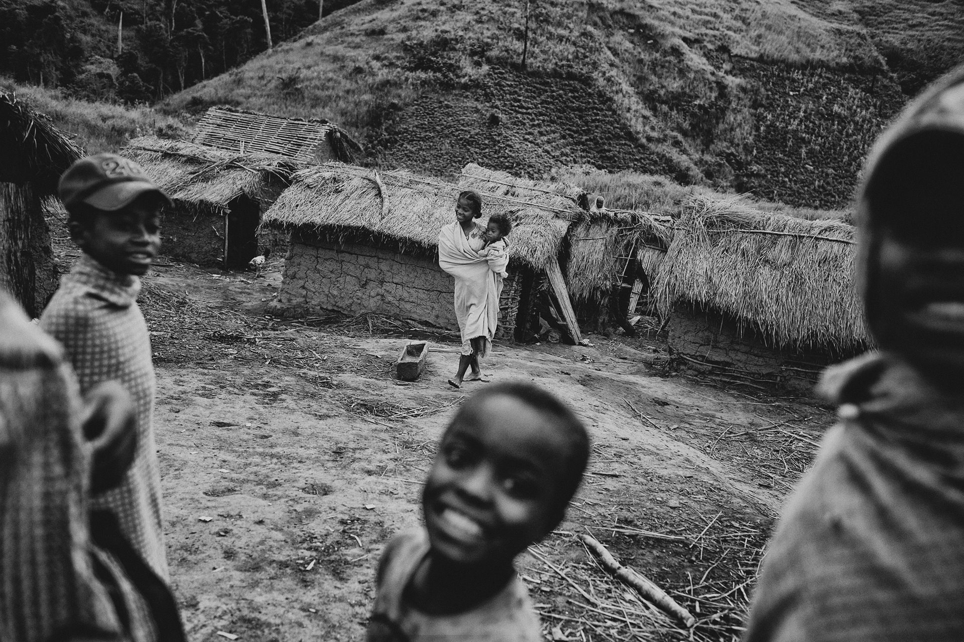 The inhabitants of the villages of Andorisa and Morarano in the Andriry Mountains in Madagascar, gather to rebuild makeshift housing. The villages, which are very isolated and only accessible by foot, were set on fire by the military during Operation Tandroka &ndash; a government offensive against cattle thieves in the region.&nbsp;