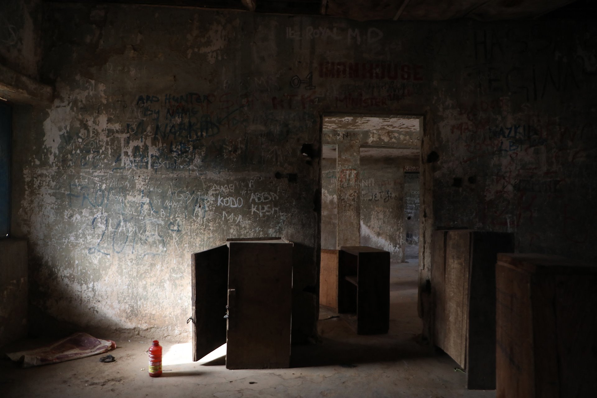 Afraid to go to School | World Press Photo